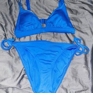 ‼️BOGO SPECIAL‼️Size M/L Xhilaration Two-Piece Swimsuit